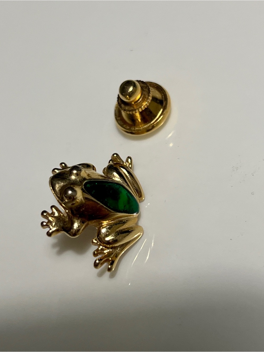 Avon | Green Enamel Frog Brooch Pin | Gold Tone Vintage